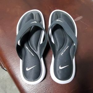 Nike Flip Flops